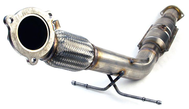 hero image of a catalytic convertor showcasing automotive design, car part, catalytic convertor
